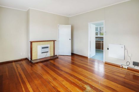 Photo of property in 10/8 Compton Crescent, Taita, Lower Hutt, 5011