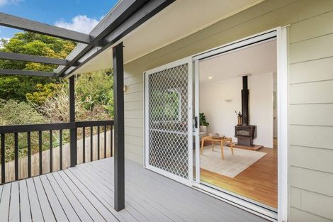 Photo of property in 2/7 Taurus Crescent, Beach Haven, Auckland, 0626