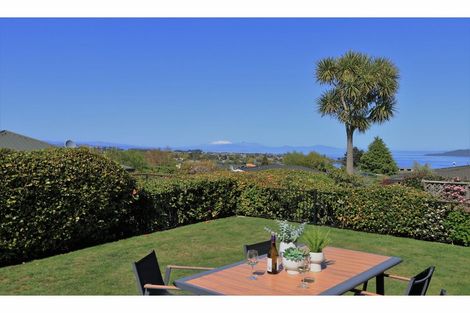 Photo of property in 2/77 Harvey Street, Waipahihi, Taupo, 3330