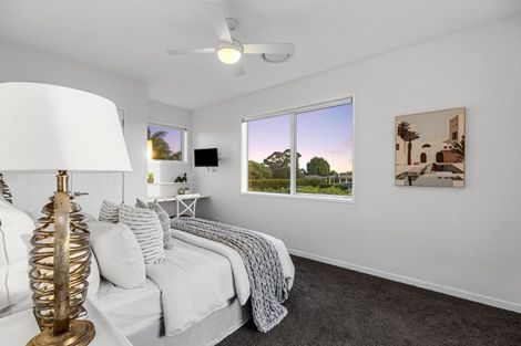 Photo of property in 77 Royal Ascot Drive, Papamoa Beach, Te Puke, 3187