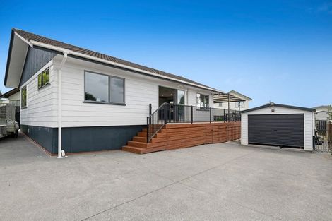 Photo of property in 1 Devonshire Road, Unsworth Heights, Auckland, 0632