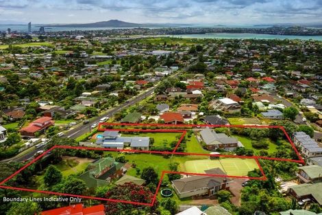 Photo of property in 92 Raleigh Road, Northcote, Auckland, 0627