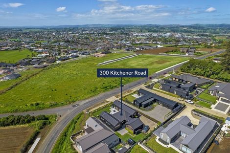 Photo of property in 300 Kitchener Road, Pukekohe, 2120