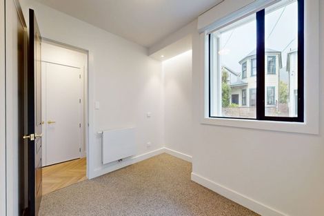 Photo of property in 9a Edge Hill, Mount Victoria, Wellington, 6011