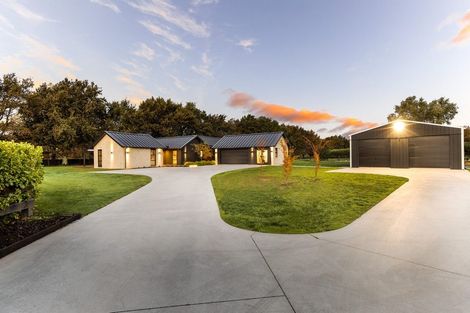 Photo of property in 9 South Oaks Close, Pukemoremore, Cambridge, 3493