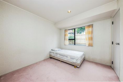 Photo of property in 10 Orangewood Drive, Northpark, Auckland, 2013