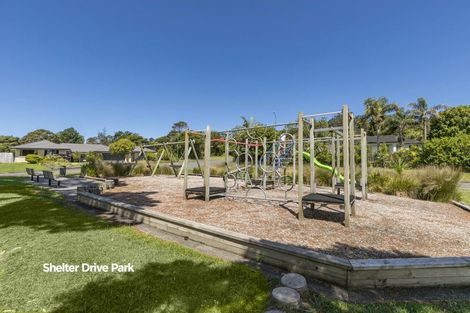 Photo of property in 114 Upper Drive, Greenhithe, Auckland, 0632