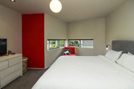 Photo of property in 12/2 Onslow Road, Khandallah, Wellington, 6035