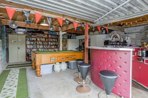 Photo of property in 62 Toi Street, Otaki Beach, Otaki, 5512