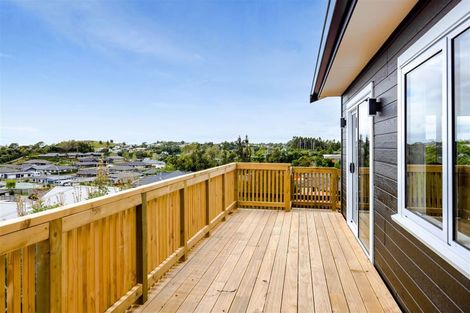 Photo of property in 22a Maple Crescent, Whalers Gate, New Plymouth, 4310