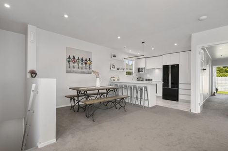 Photo of property in 3 Kitchener Terrace, Moturoa, New Plymouth, 4310