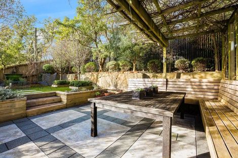 Photo of property in 51 The Crescent, Roseneath, Wellington, 6011