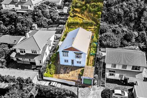 Photo of property in 26 Trent Street, Island Bay, Wellington, 6023