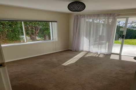 Photo of property in 1/47 Braemar Road, Rothesay Bay, Auckland, 0630