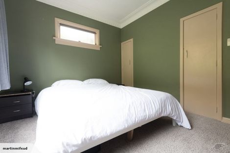 Photo of property in 24 Wharfdale Street, Macandrew Bay, Dunedin, 9014