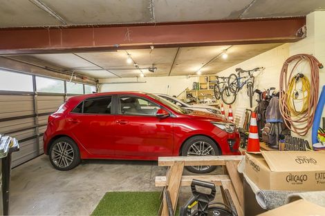 Photo of property in 2/23 Tanera Crescent, Brooklyn, Wellington, 6021