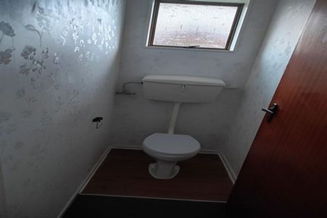 Photo of property in 42 Oxford Street, Tawa, Wellington, 5028