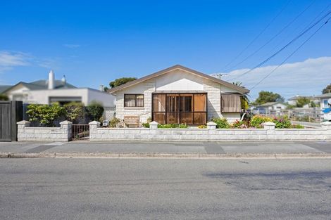 Photo of property in 43 Clyde Street, Oamaru North, Oamaru, 9400