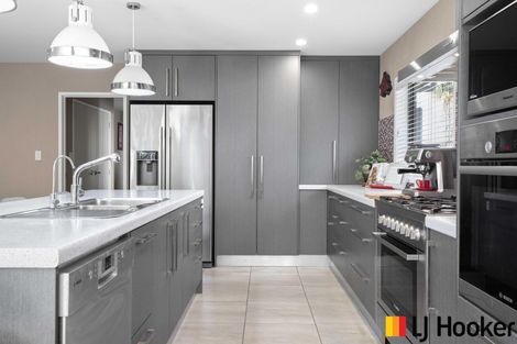 Photo of property in 7 Valley Heights Lane, Pukekohe, 2120