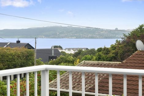 Photo of property in 4 Ingle Avenue, Waipahihi, Taupo, 3330