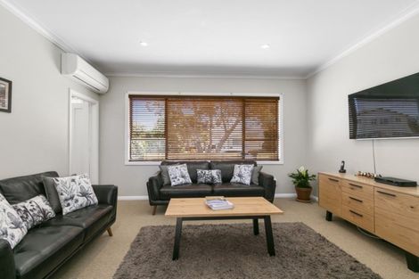 Photo of property in 9b Fergusson Street, Waterloo, Lower Hutt, 5011