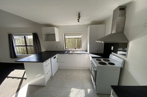 Photo of property in 1/19 Tree View Avenue, Glenfield, Auckland, 0629