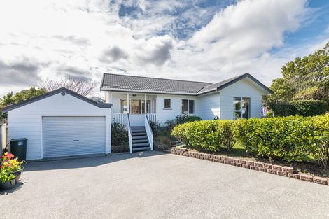 Photo of property in 29 Guadeloupe Crescent, Grenada Village, Wellington, 6037