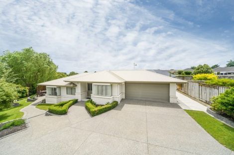 Photo of property in 63 Pacific Drive, Fitzherbert, Palmerston North, 4410