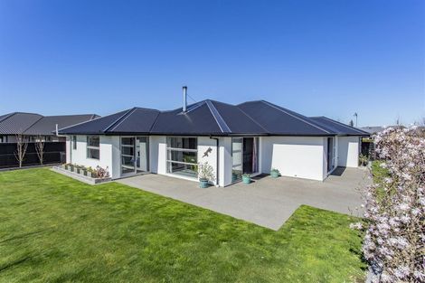 Photo of property in 29 Franklin Drive, Rangiora, 7400