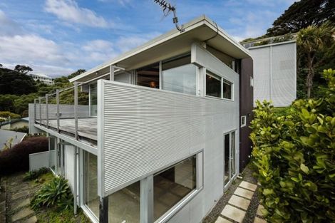 Photo of property in 124 Townsend Road, Miramar, Wellington, 6022