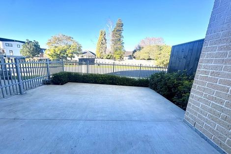 Photo of property in 40a Kervil Avenue, Te Atatu Peninsula, Auckland, 0610