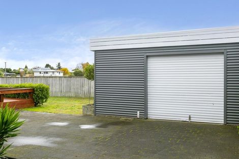 Photo of property in 10 Wembley Place, Richmond Heights, Taupo, 3330