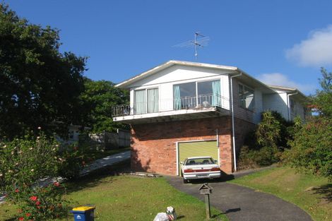Photo of property in 27 Rosalind Road, Glenfield, Auckland, 0629