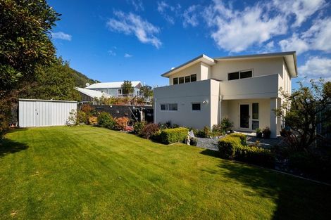 Photo of property in 40 Kotuku Road, South Bay, Kaikoura, 7300