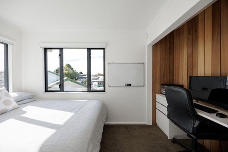 Photo of property in 101a Main Road, Clive, 4102