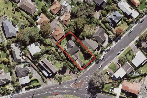 Photo of property in 145 Ocean View Road, Hillcrest, Auckland, 0627