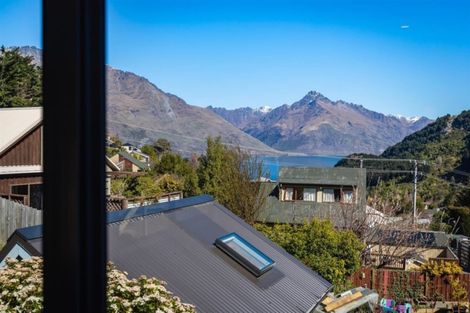 Photo of property in 20b Watts Road, Fernhill, Queenstown, 9300