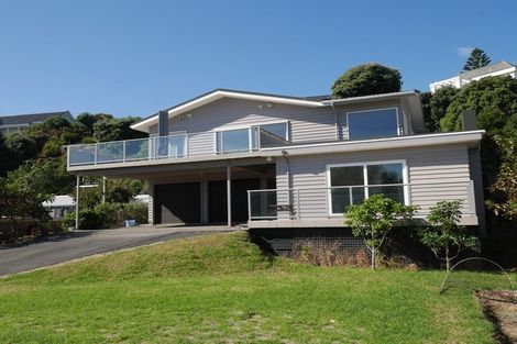 Photo of property in 13 Groves Road, Raumati Beach, Paraparaumu, 5032