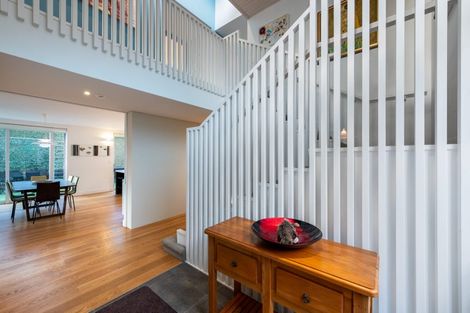 Photo of property in 19 Muritai Road, Milford, Auckland, 0620