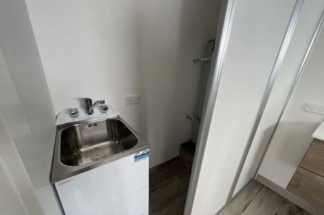 Photo of property in 2/1 Keldale Place, Forrest Hill, Auckland, 0620