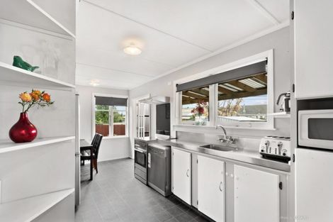 Photo of property in 14 Lockwood Crescent, Taita, Lower Hutt, 5011