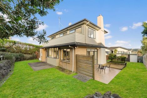 Photo of property in 19 Virginia Street, Henderson, Auckland, 0612