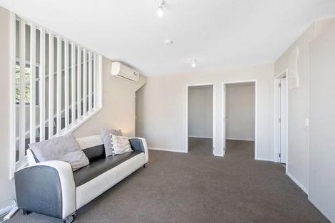 Photo of property in 18 Norna Crescent, Kelburn, Wellington, 6012