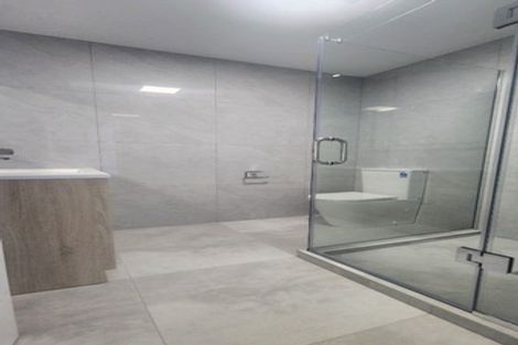 Photo of property in 90a West Harbour Drive, West Harbour, Auckland, 0618