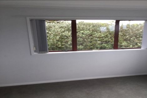 Photo of property in 10 Norma Avenue, Te Atatu South, Auckland, 0610