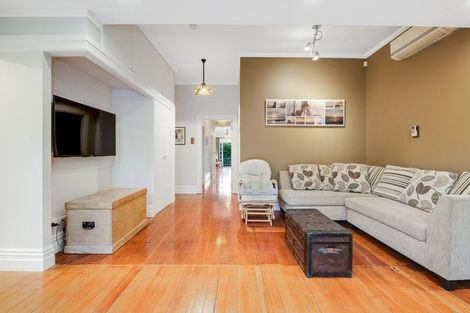 Photo of property in 9 Remu Place, Greenhithe, Auckland, 0632