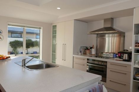 Photo of property in 4 Crofton Road, Harewood, Christchurch, 8051