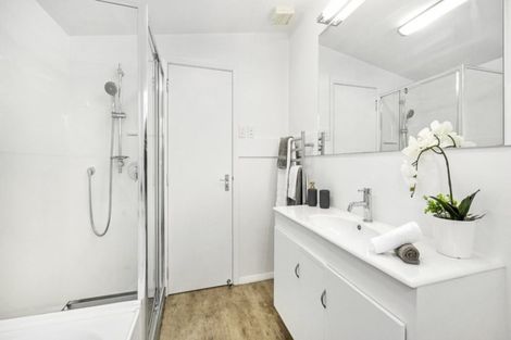 Photo of property in 20 Mackenzie Avenue, Woolston, Christchurch, 8023