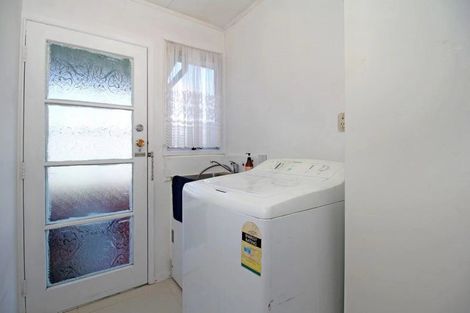 Photo of property in 24 Vetori Place, Clover Park, Auckland, 2023