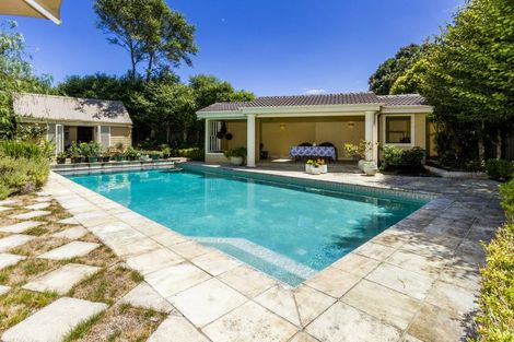 Photo of property in 40 Shakespeare Road, Milford, Auckland, 0620